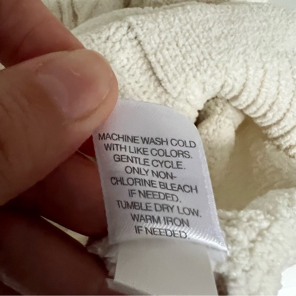 J.Jill White Chenille Cable Knit Sweater Size M Cozy Preppy Capsule - Picture 7 of 7